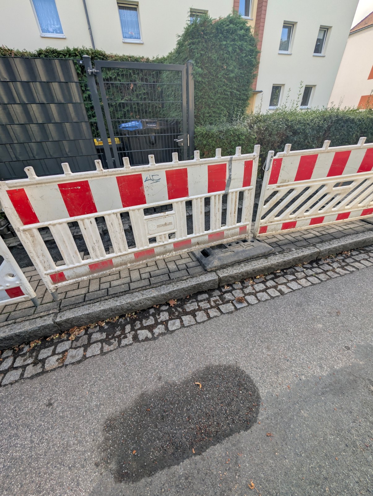 Absperrgittern für Baustellen, rot-weiß, gebraucht
