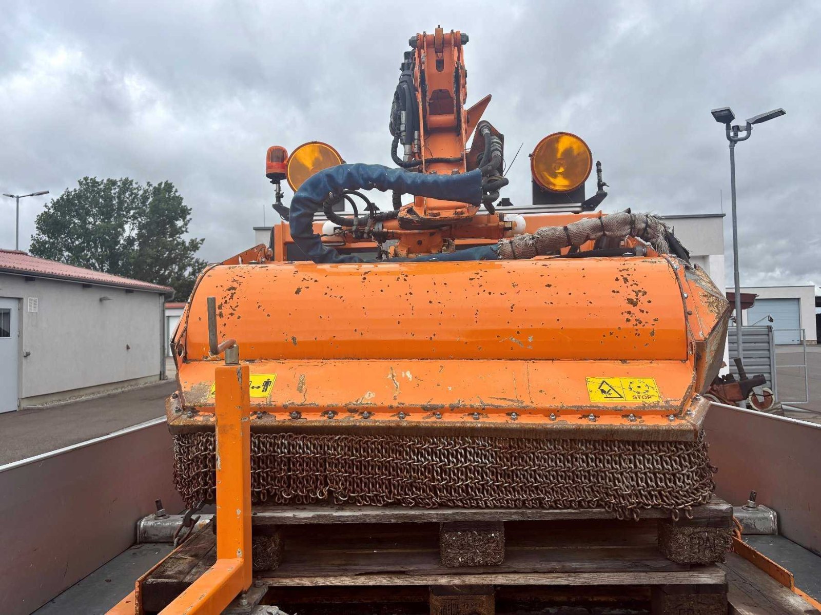 Mercedes-Benz Unimog U 400 mit MULAG-Mähtechnik